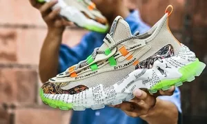 8 kiểu sneakers hot Thu Đông 2024