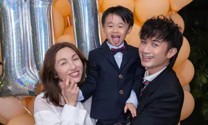 Cổ Cự Cơ kỷ niệm 10 năm kết hôn Cổ Cự Cơ kỷ niệm 10 năm kết hôn